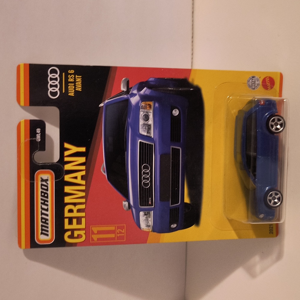 D2  Matchbox Audi RS 6 Avant with shipping protector diecast